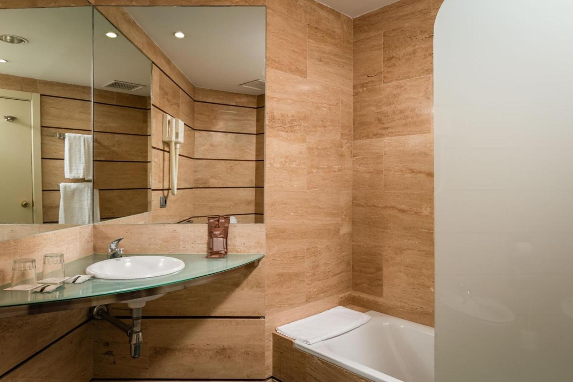 Hotel Moon Dreams Portomagno Aguadulce  Bagian luar foto